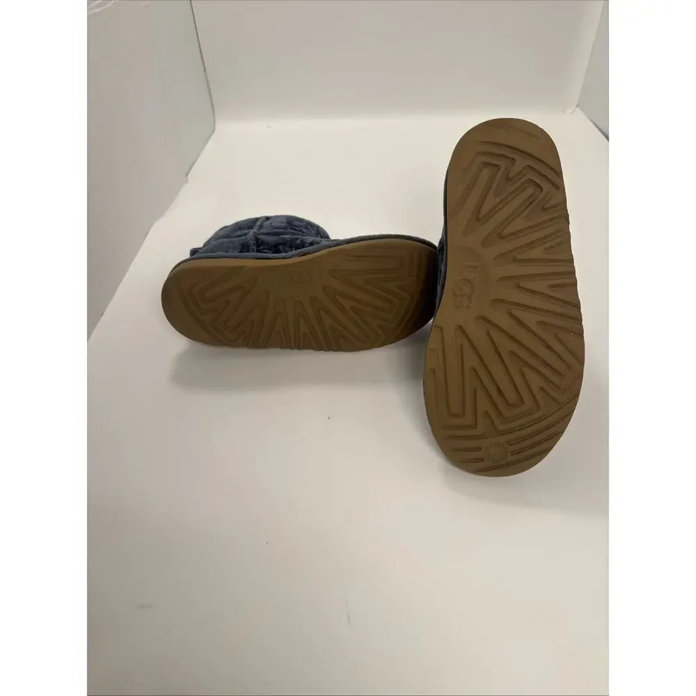 UGG ocean girls